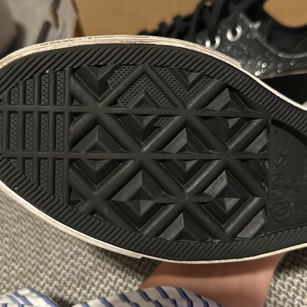 Converse - Picture 4 of 5